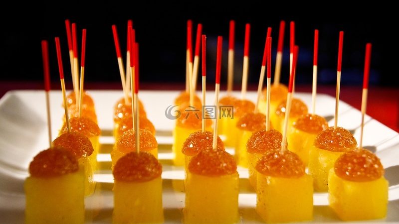 自制狗狗饼干，让爱宠享受健康美味